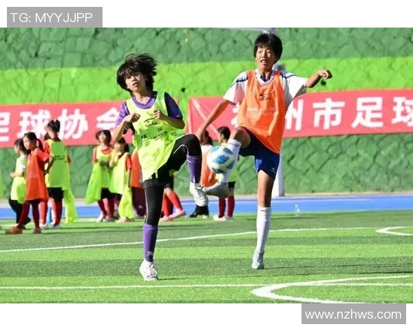 足球巨星真情发声激励年轻一代奋勇追梦燃动绿茵青春